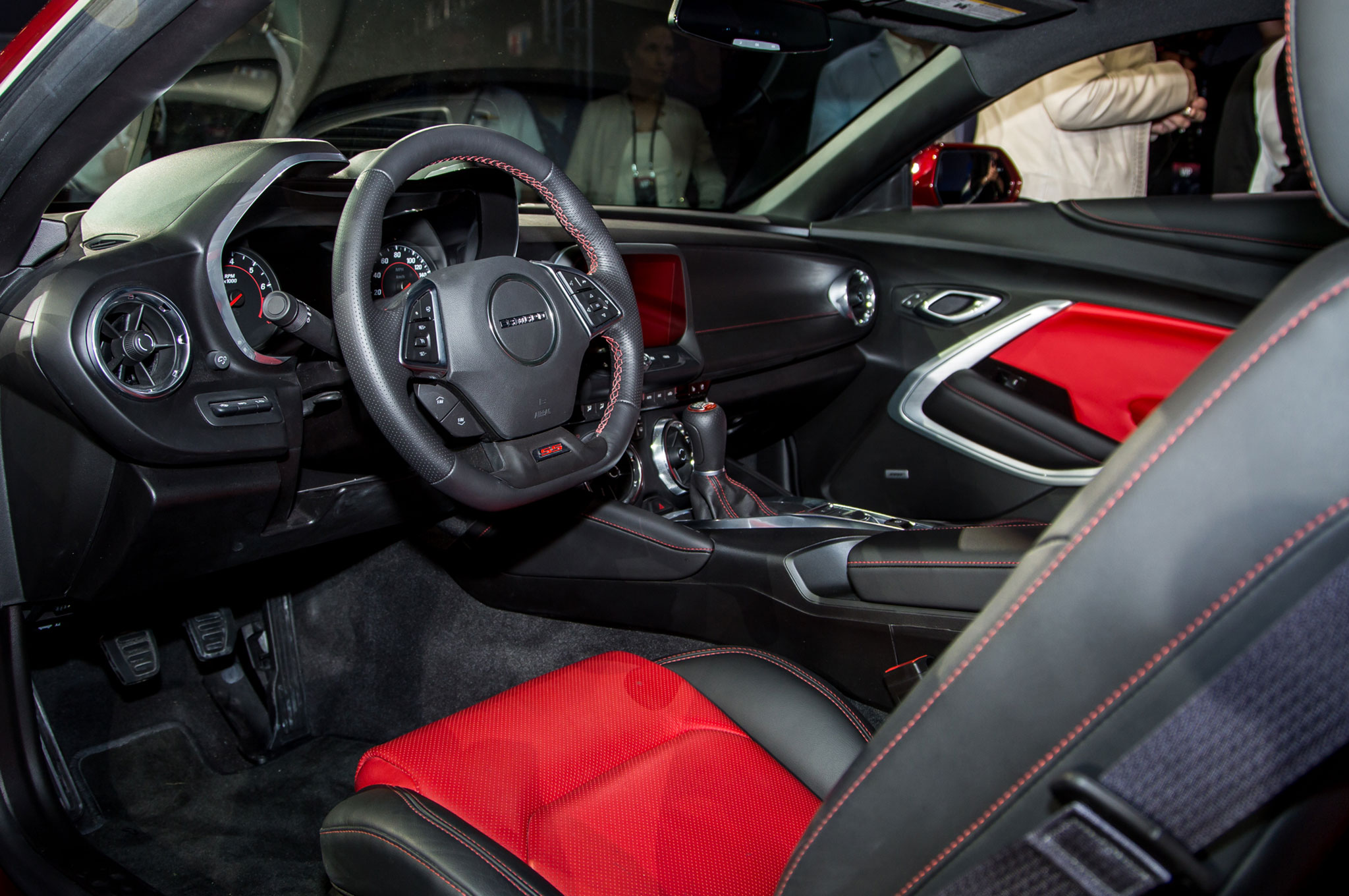 2017 Chevrolet Camaro Z28 interior