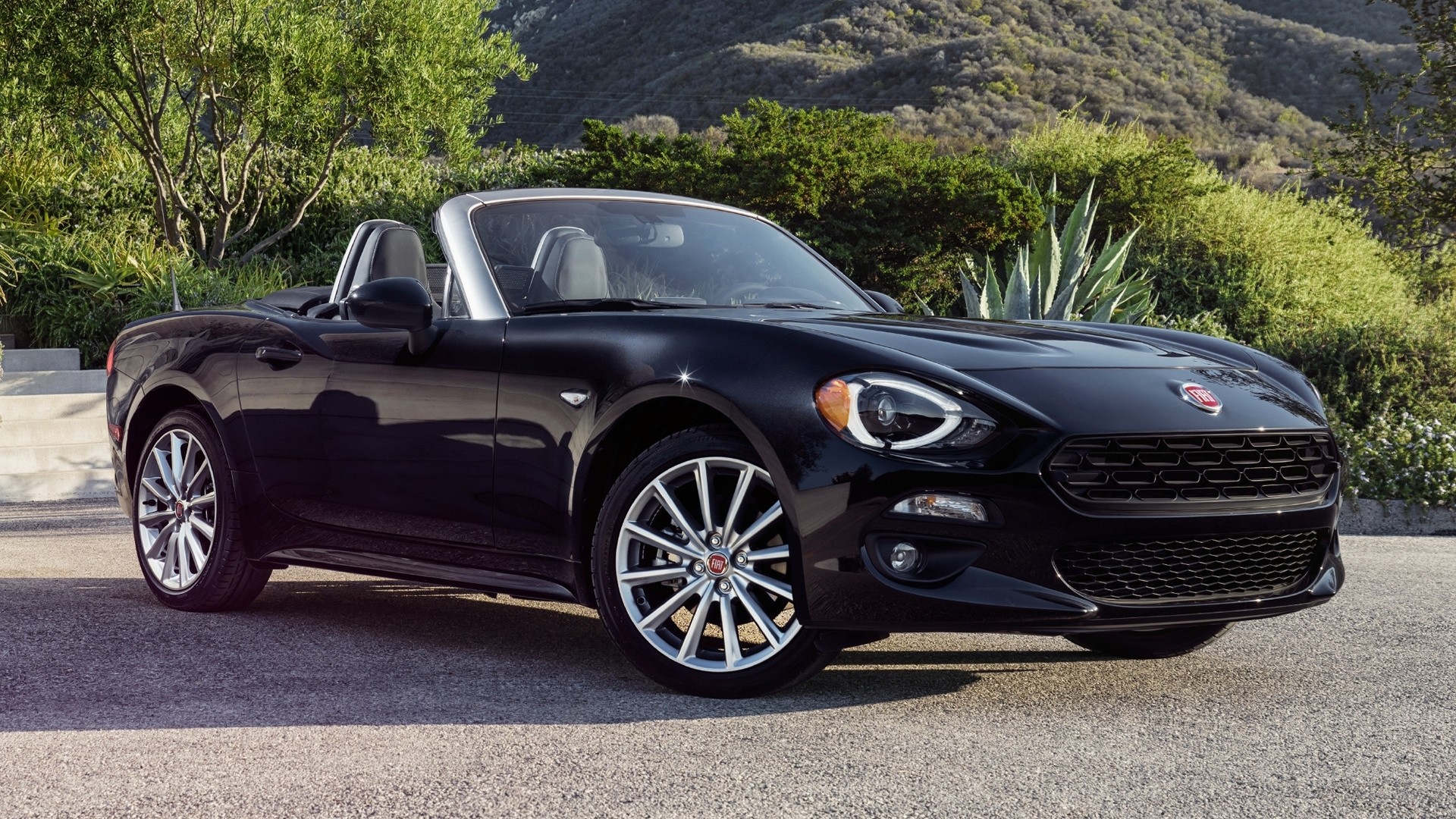 2017 Fiat 124 Spider 2017 Fiat 124 Spider