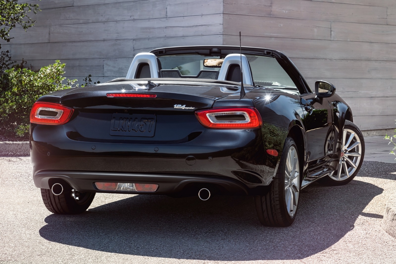 2017 Fiat 124 Spider 2017 Fiat 124 Spider