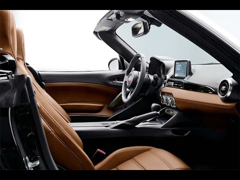 2017 Fiat 124 Spider interior