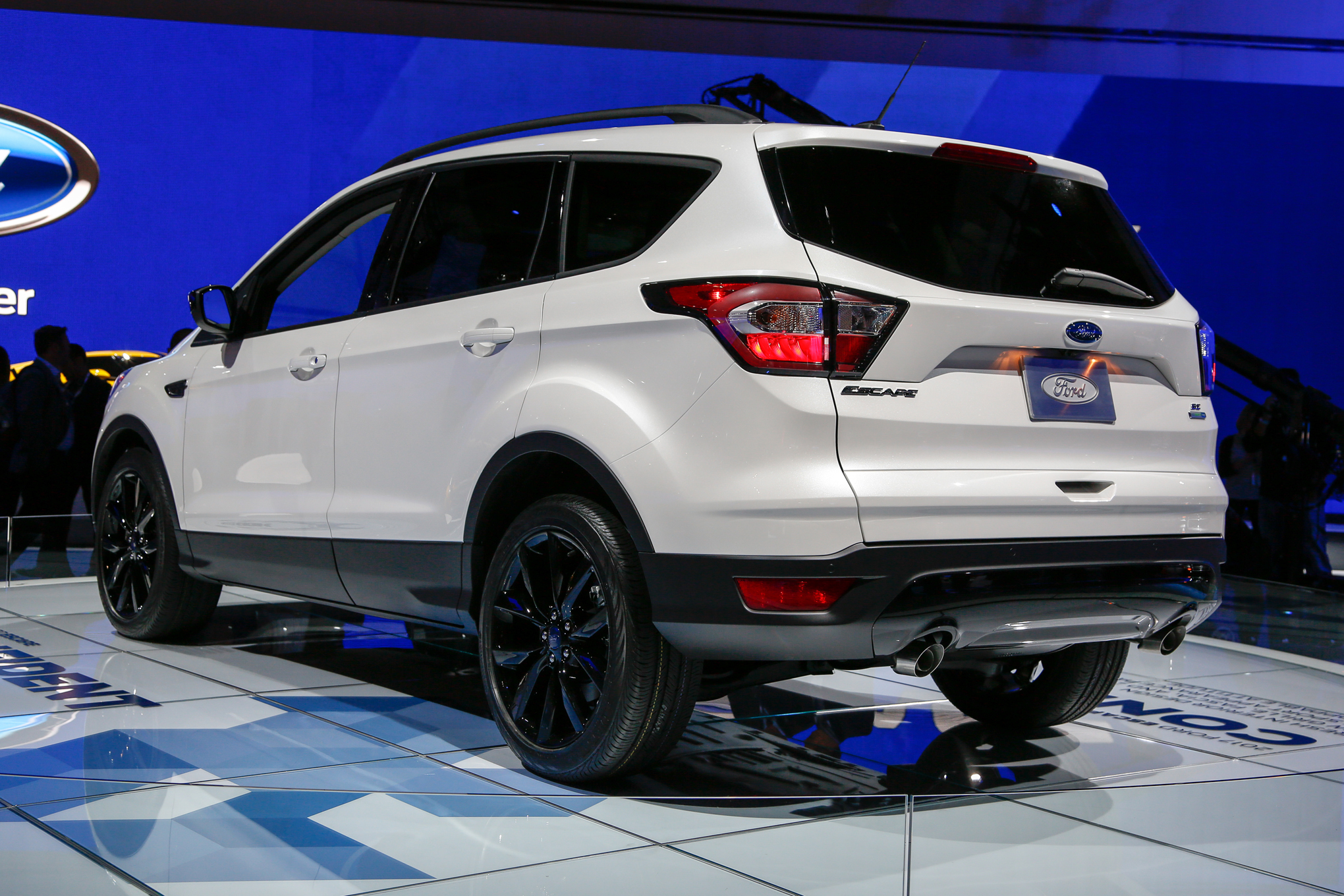 2017 Ford Escape sport