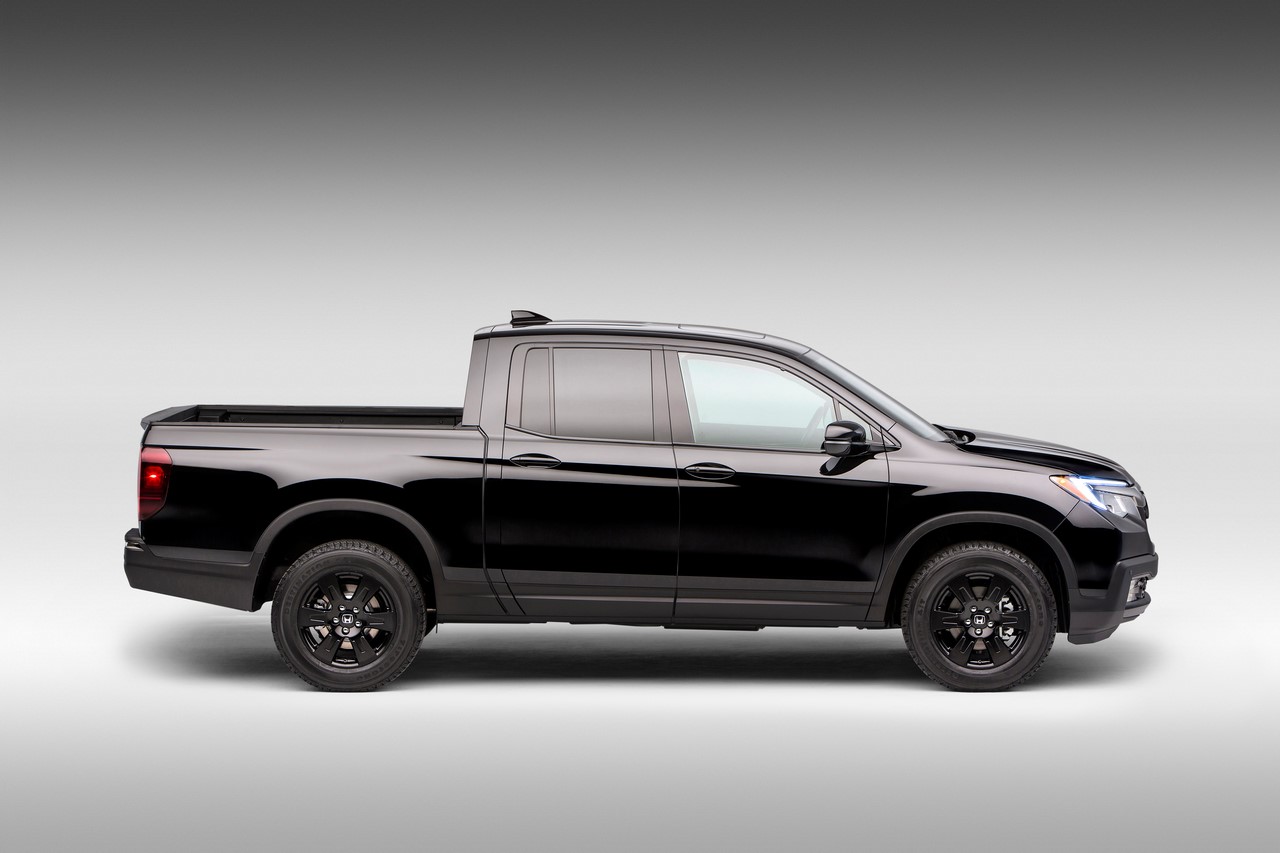 2017 Honda Ridgeline Black edition