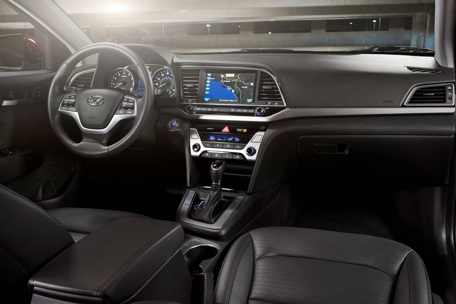 2017 Hyundai Elantra interior