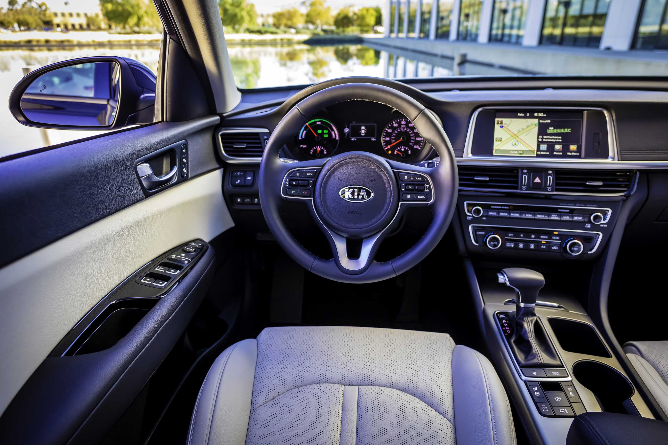 2017 Kia Optima Phev interior