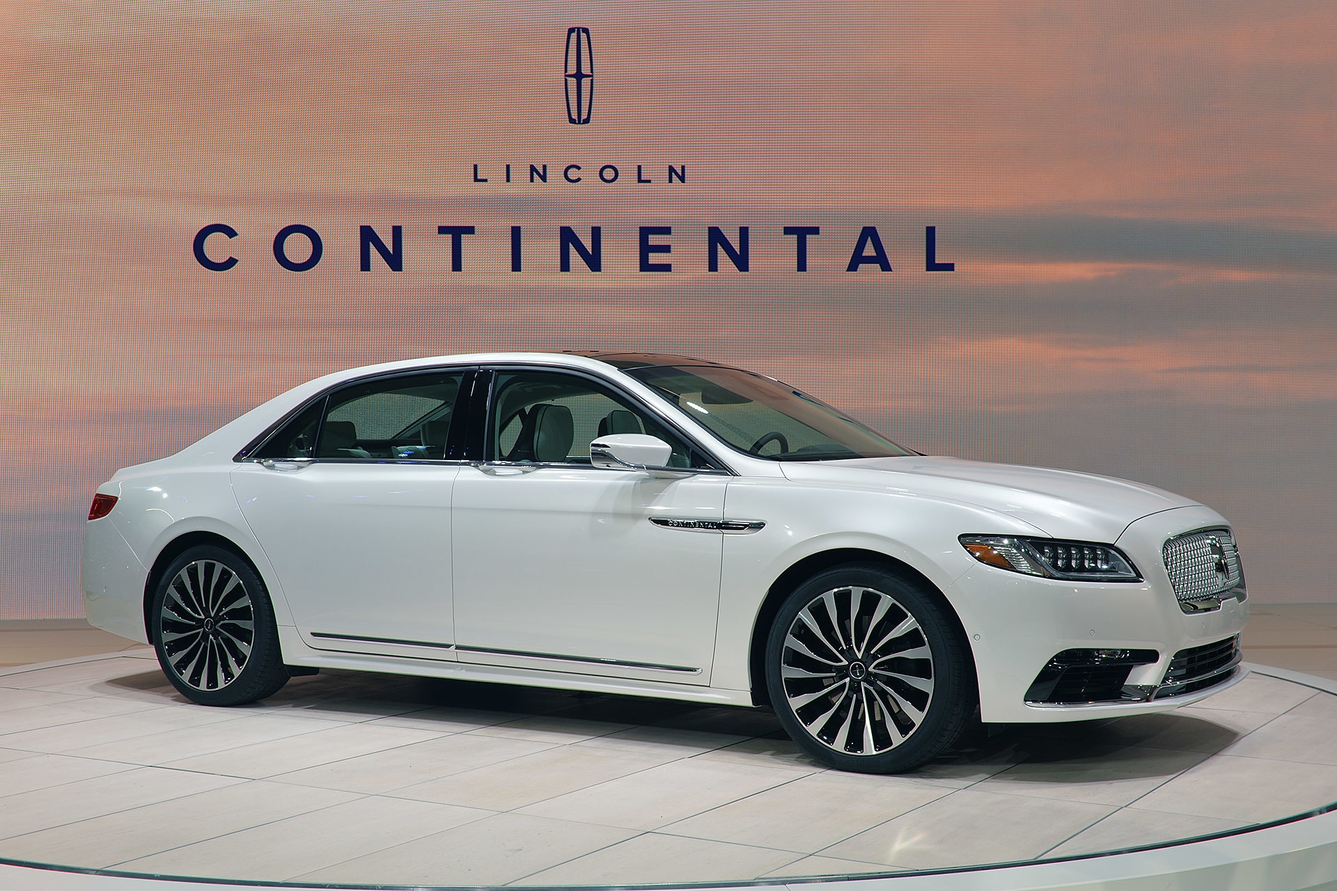 2017 Lincoln continental