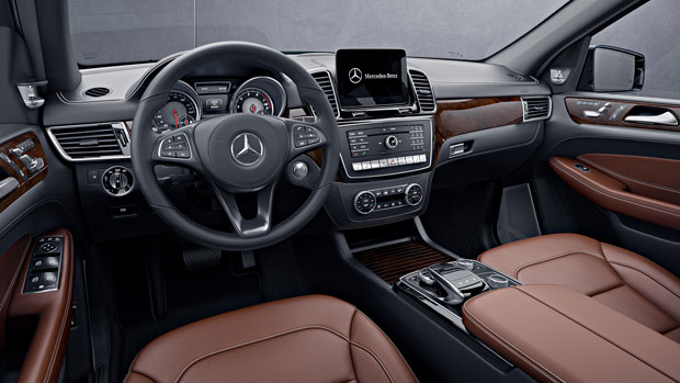 2017 Mercedes Benz Gls550 interior