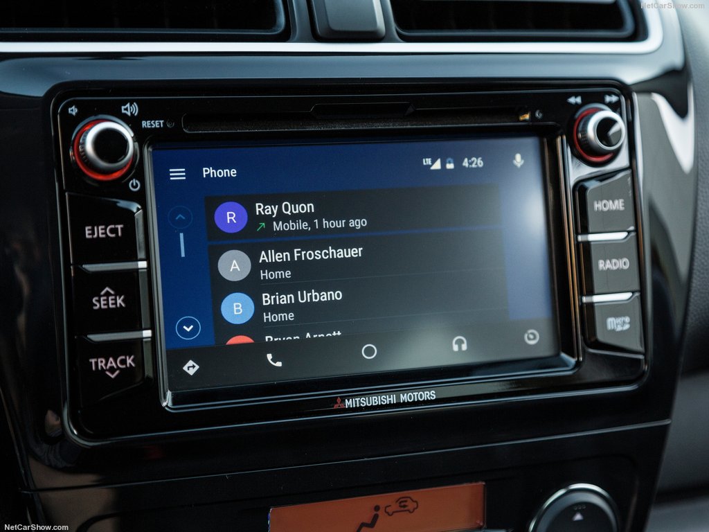 2017 Mitsubishi Mirage interior