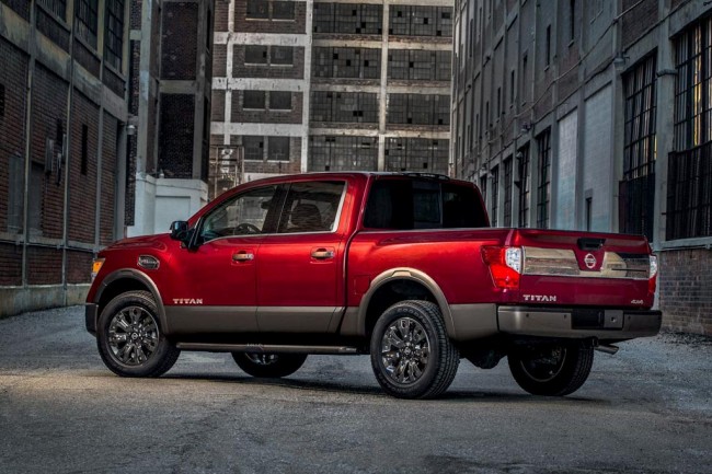 2017 Nissan titan