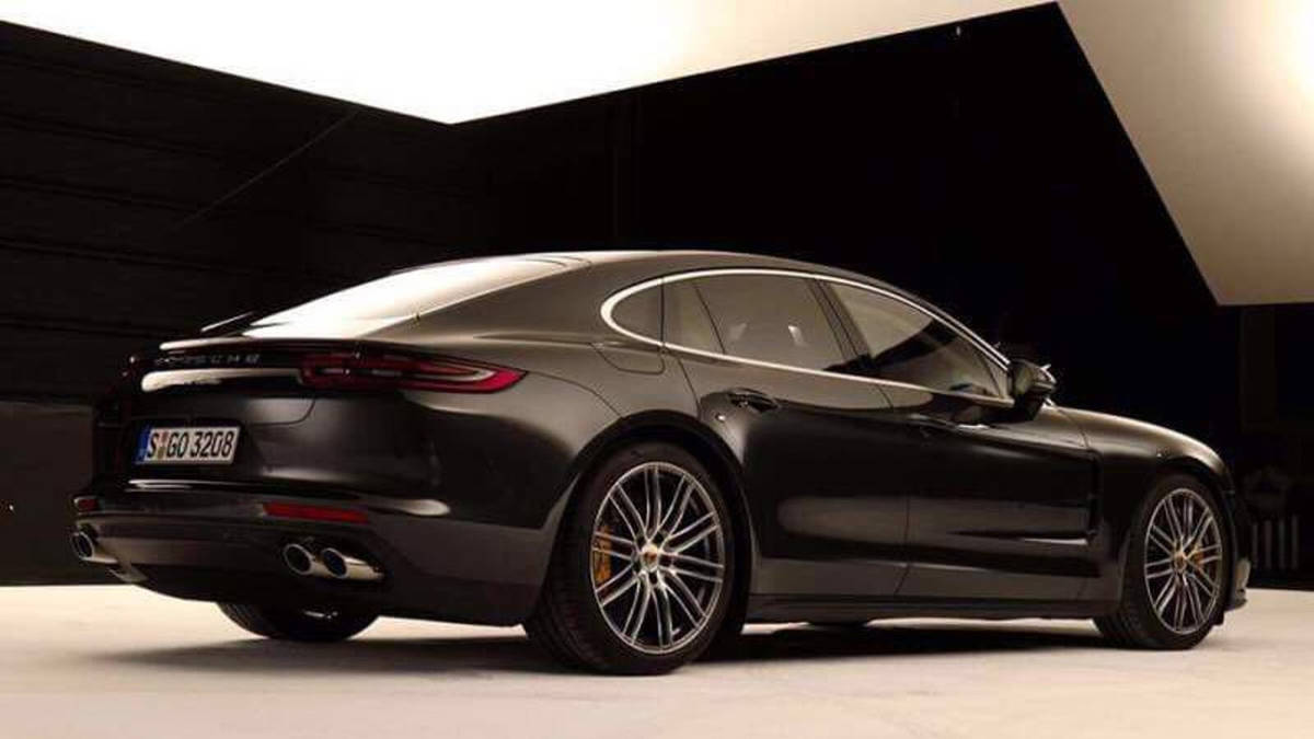 2017 Porsche panamera