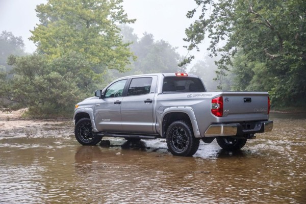 2017 Toyota tundra